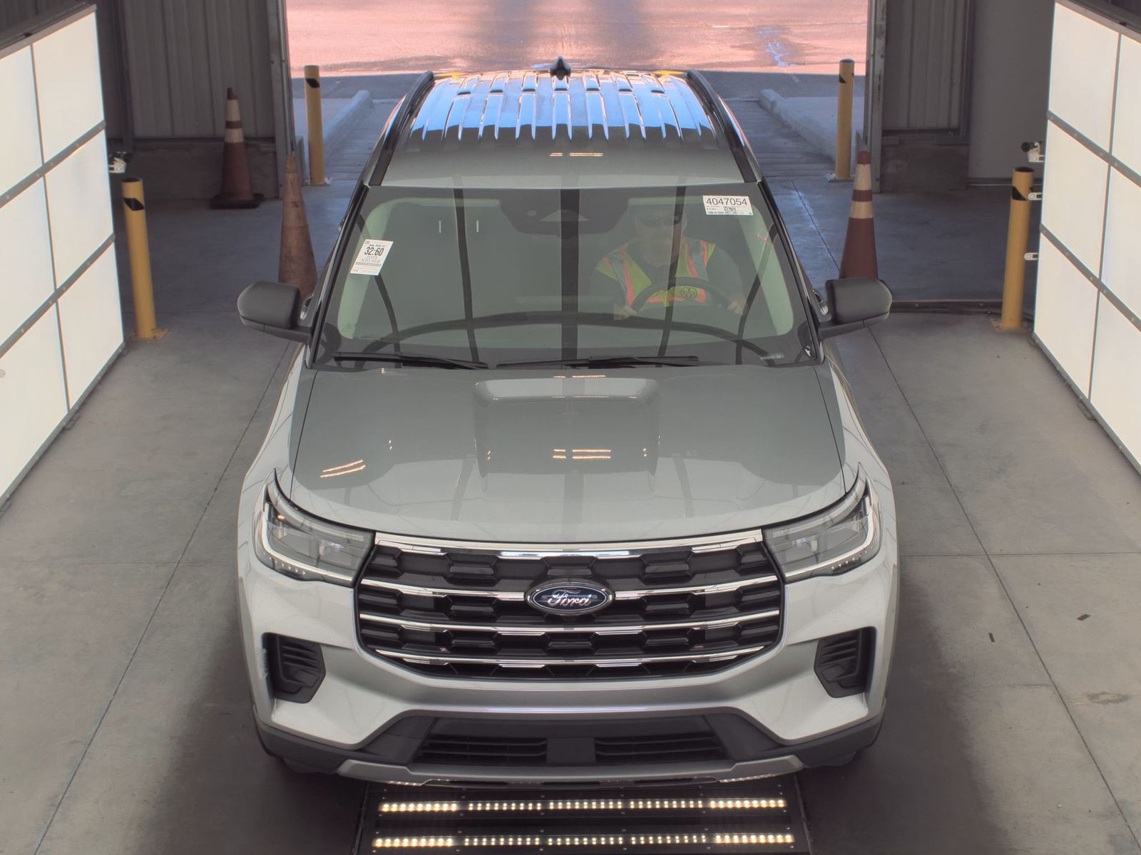 2025 Ford Explorer Active AWD