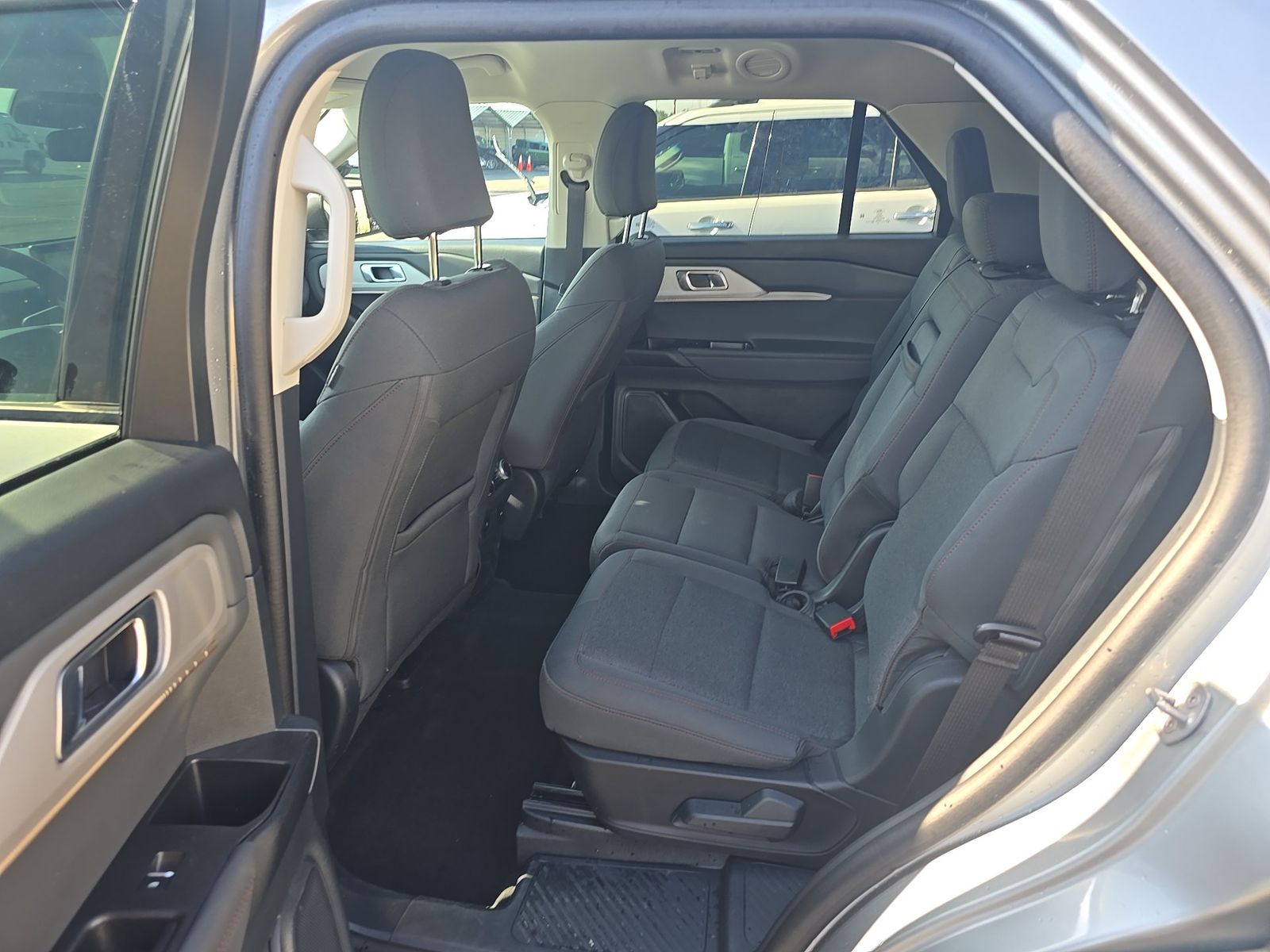 2025 Ford Explorer Active AWD