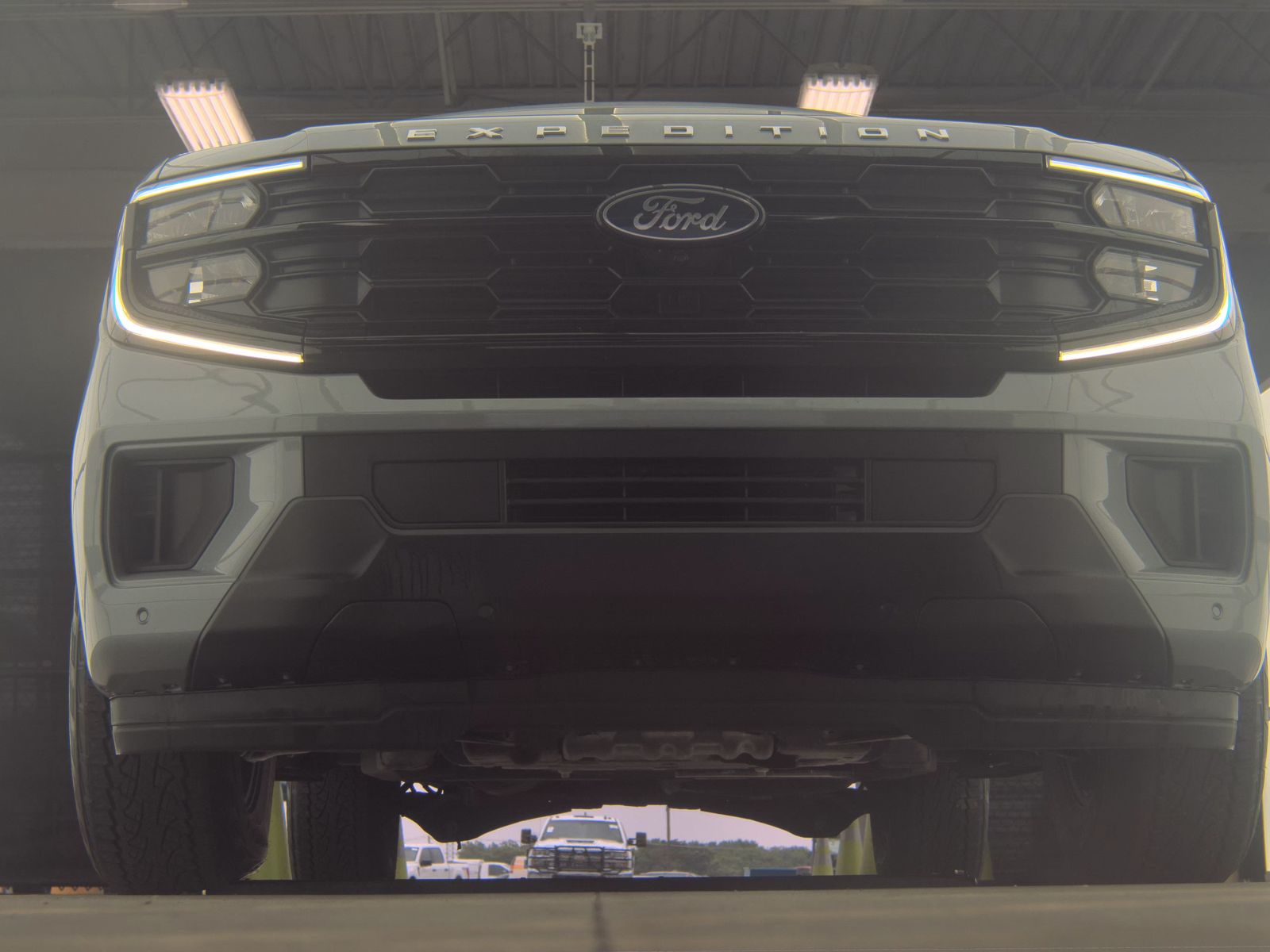FORD EXPEDITION - 4