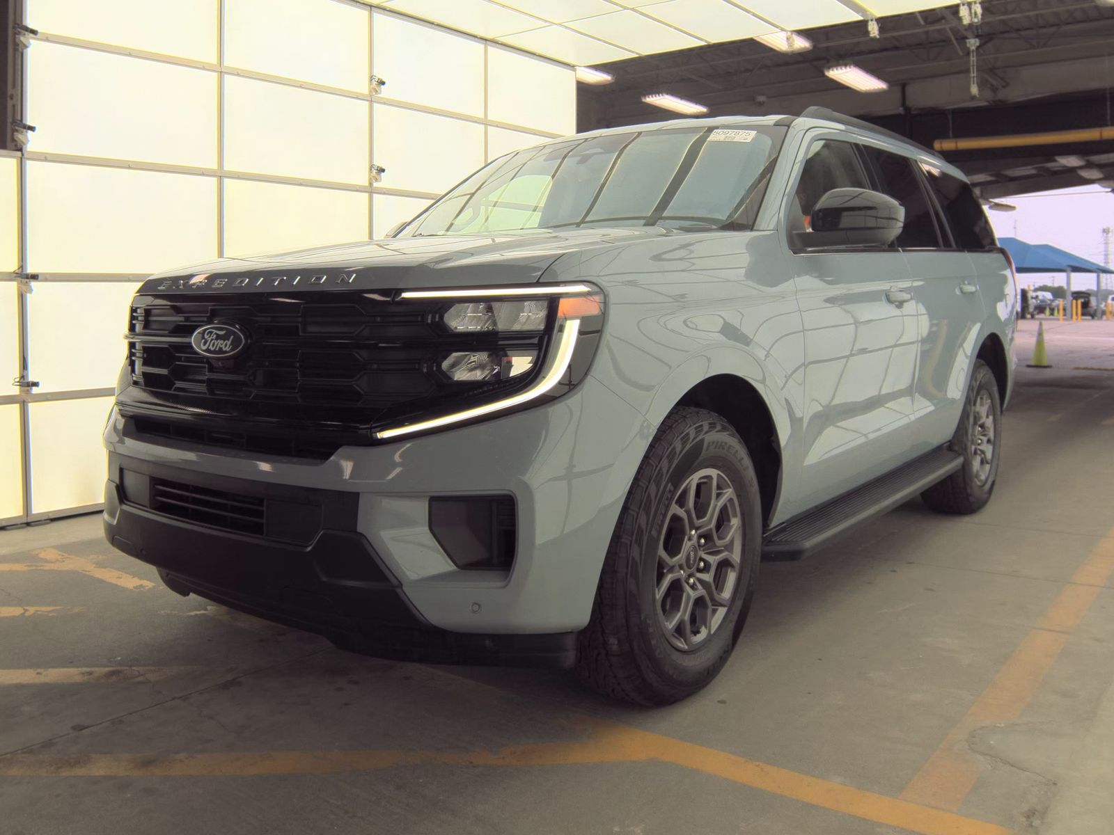 FORD EXPEDITION - 1