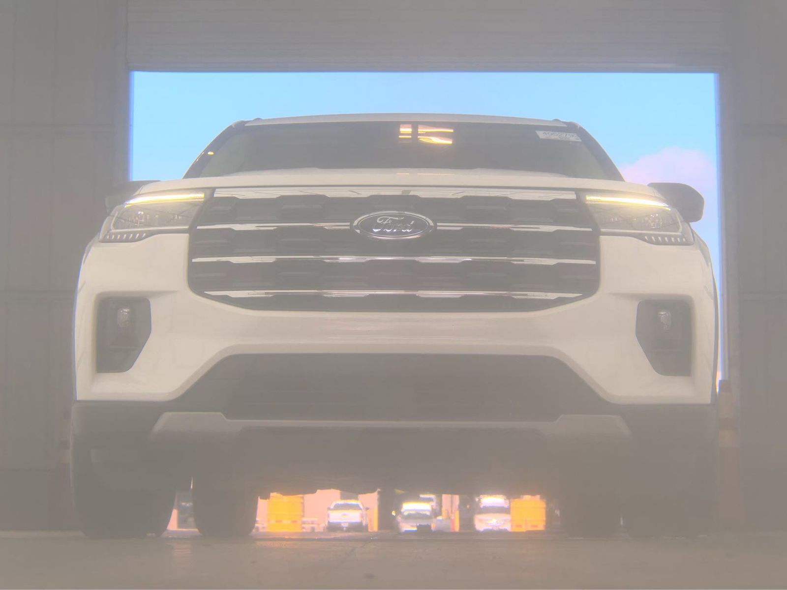 FORD EXPLORER - 4