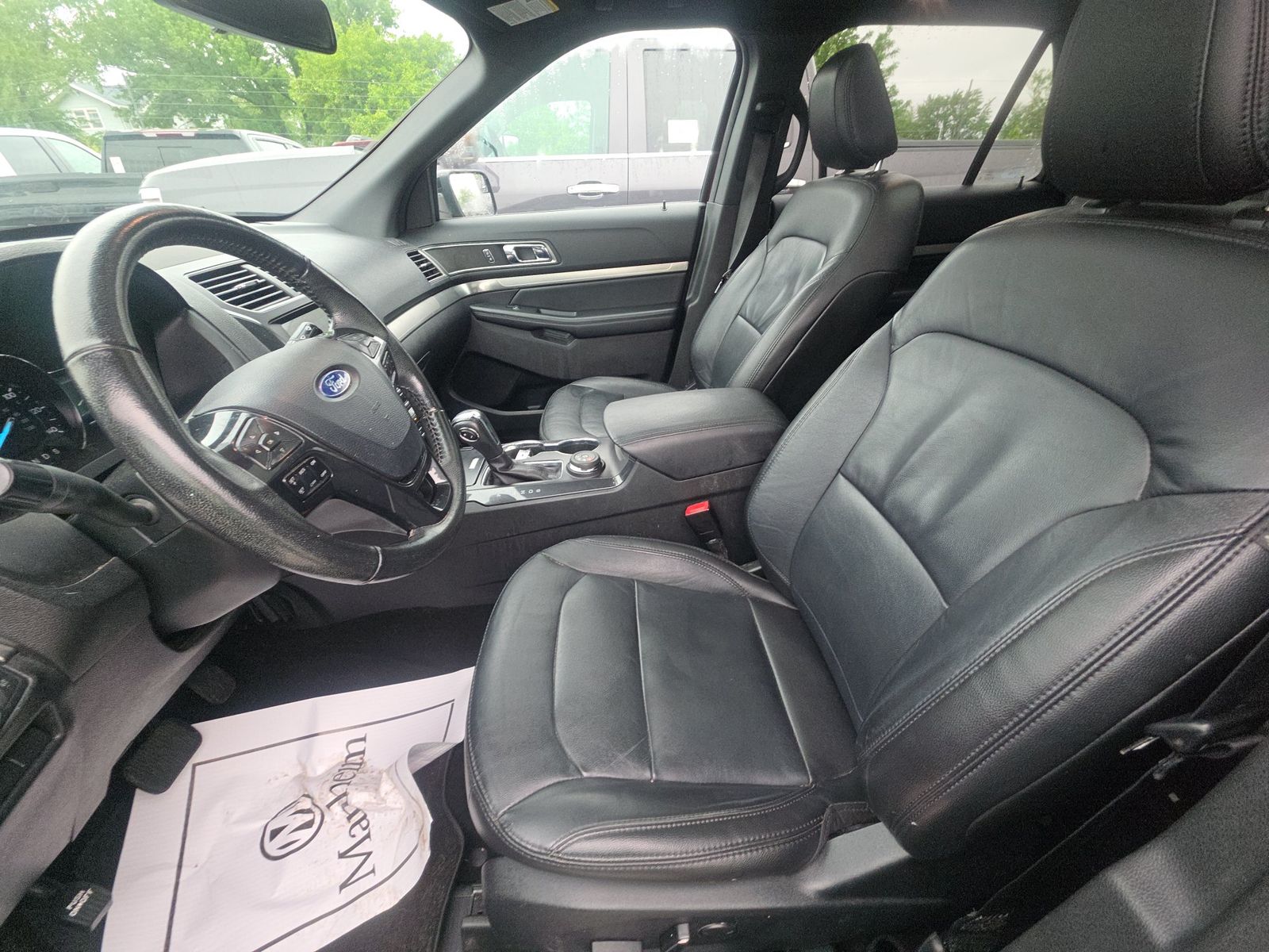 FORD EXPLORER - 8