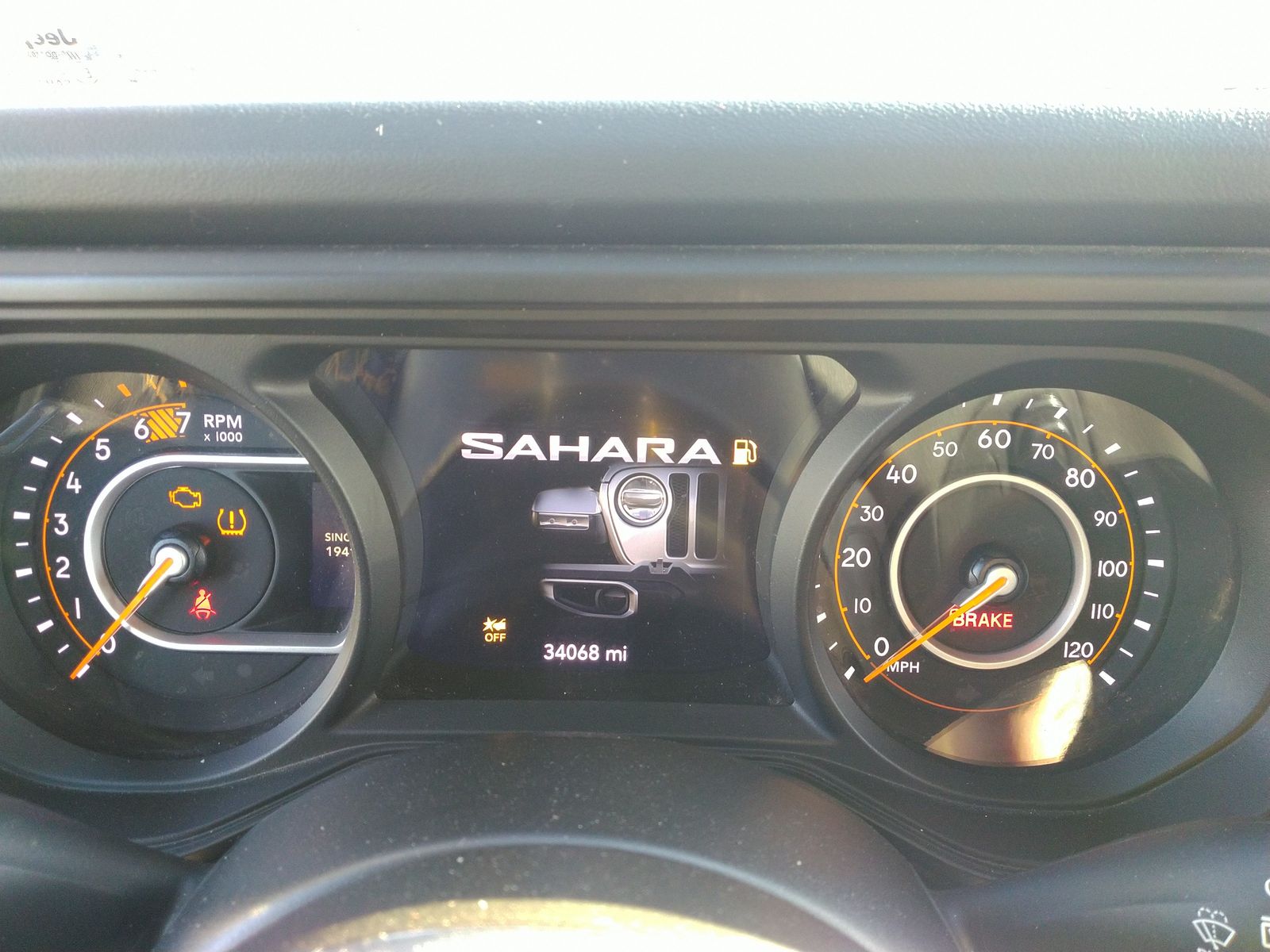 2024 Jeep Wrangler Sahara AWD