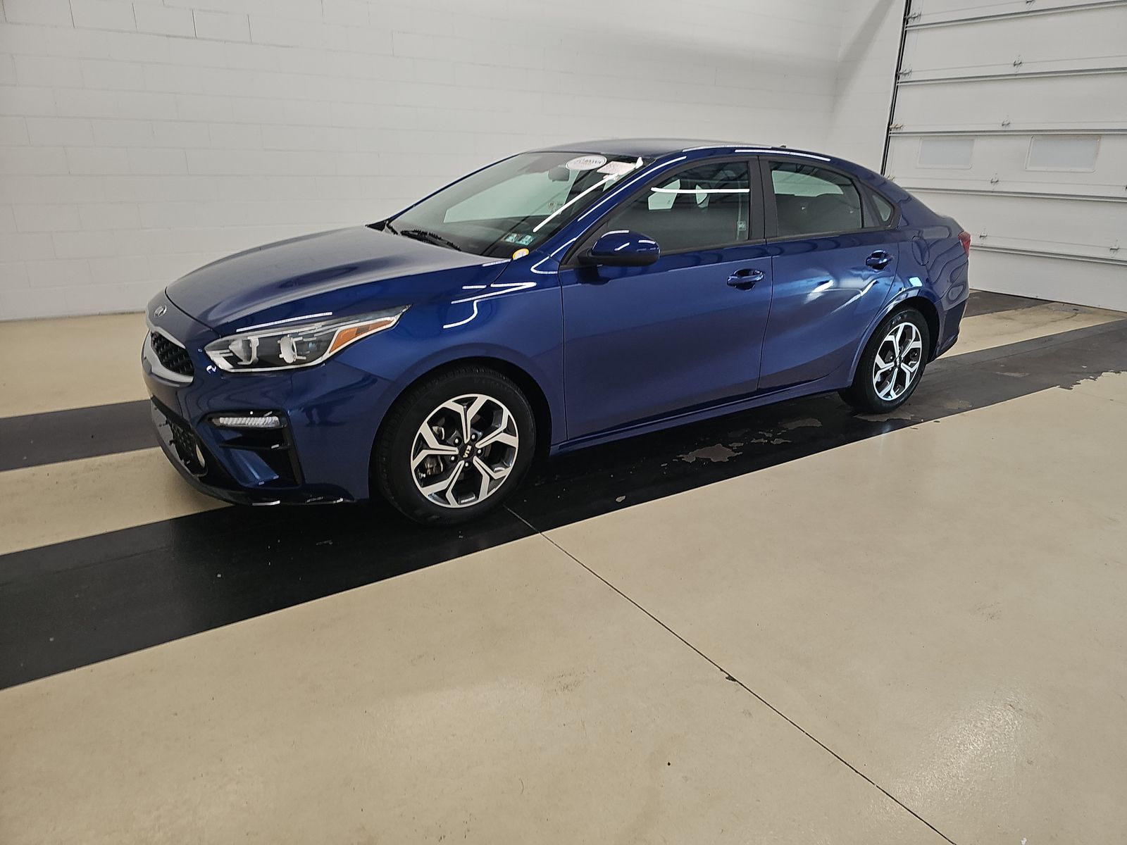 2021 Kia Forte LXS AT's photo
