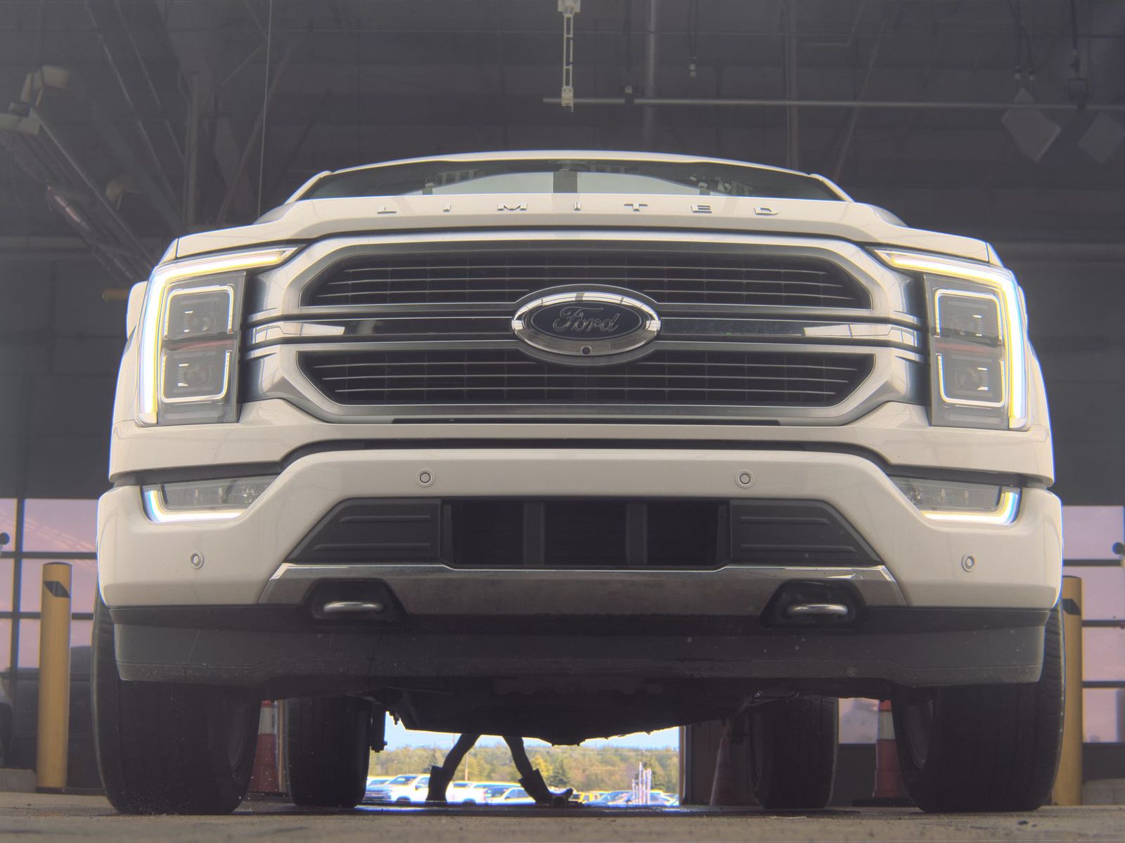 FORD F-150 - 4