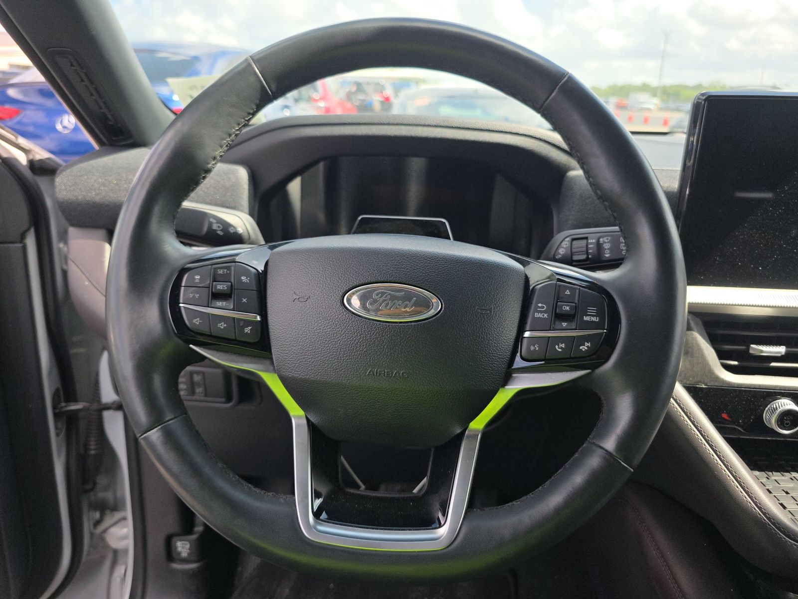 2025 Ford Explorer Platinum AWD