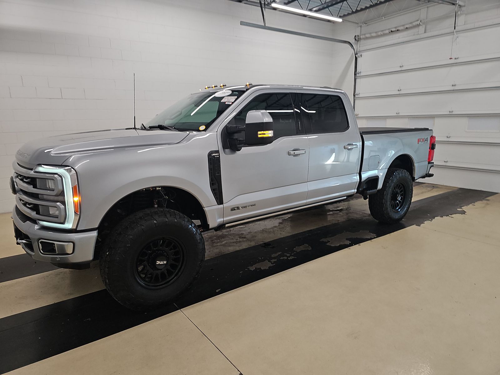2023 Ford F-250 Lariat 4x4 Crew Cab 6-3/4' Box's photo