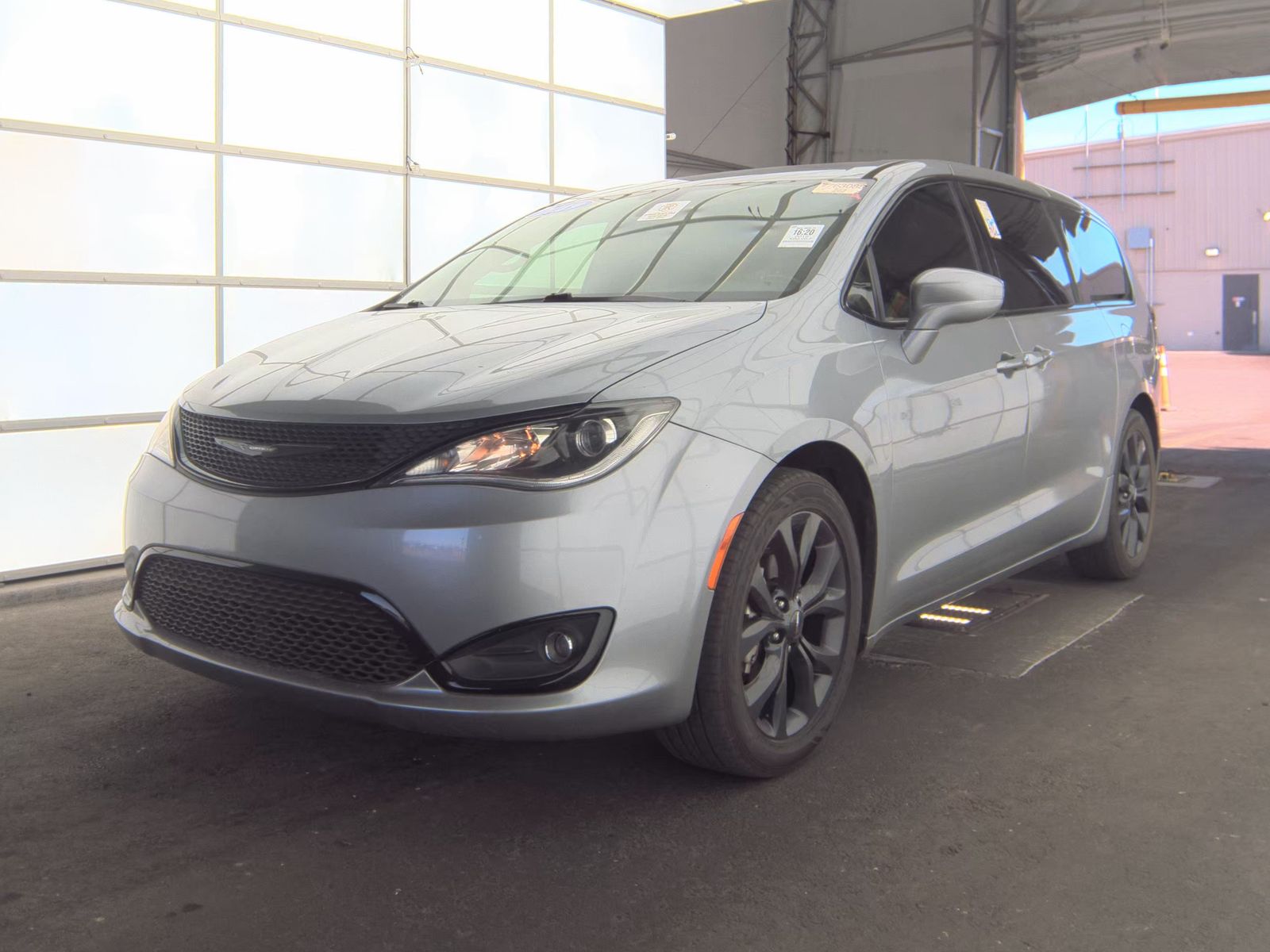 2019 Chrysler Pacifica Touring Plus FWD