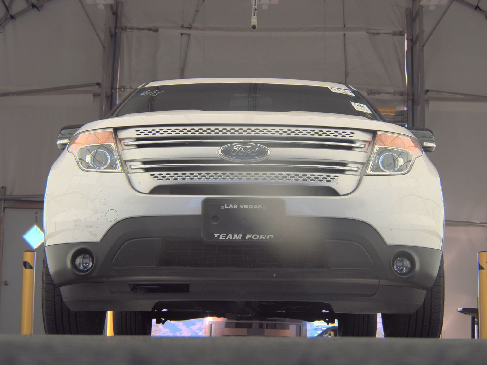 FORD EXPLORER - 4