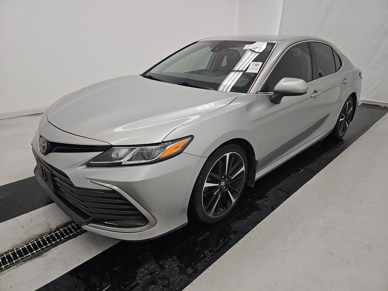 2023 Toyota Camry LE FWD