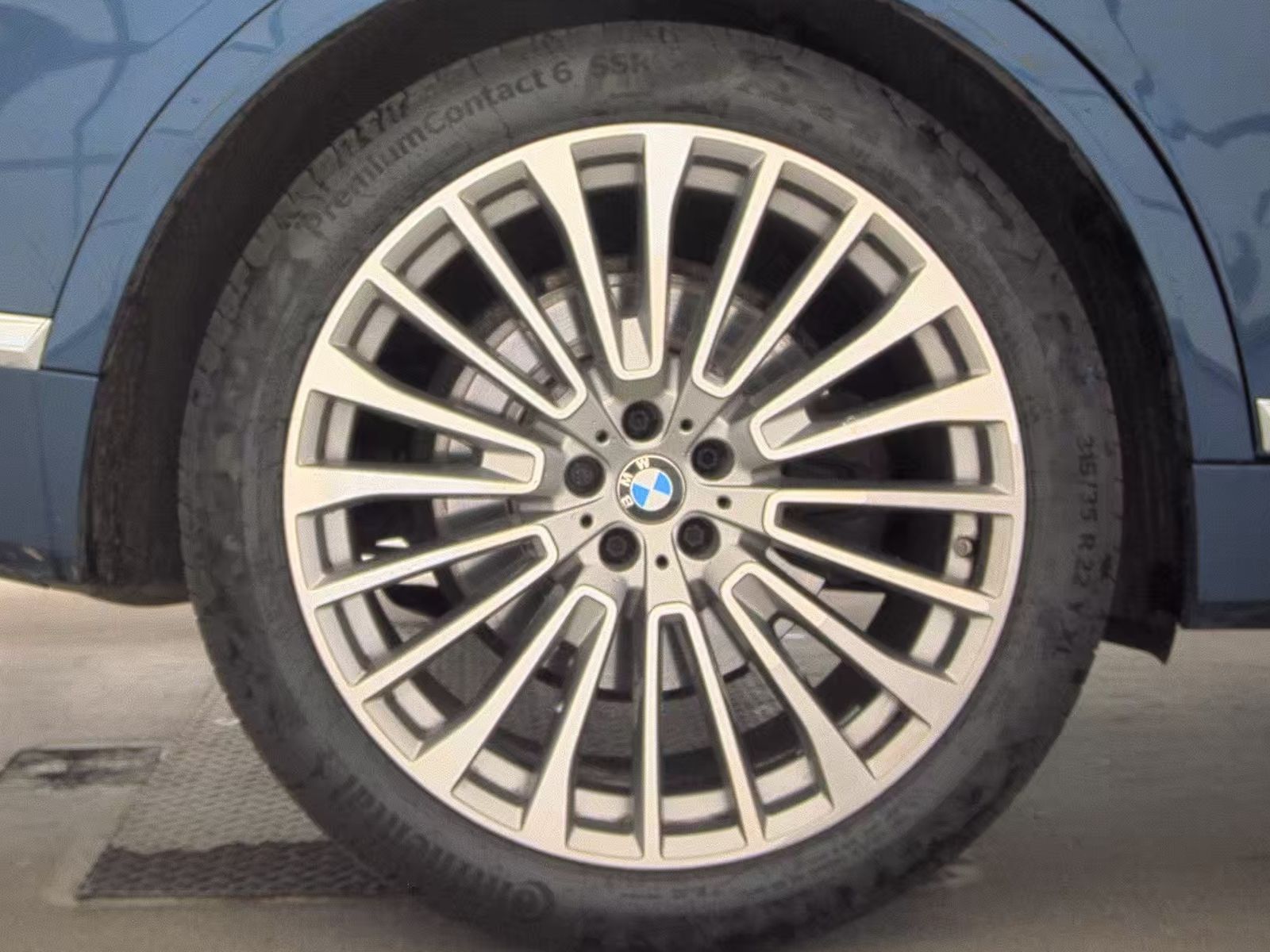 2020 BMW X7 xDrive40i AWD