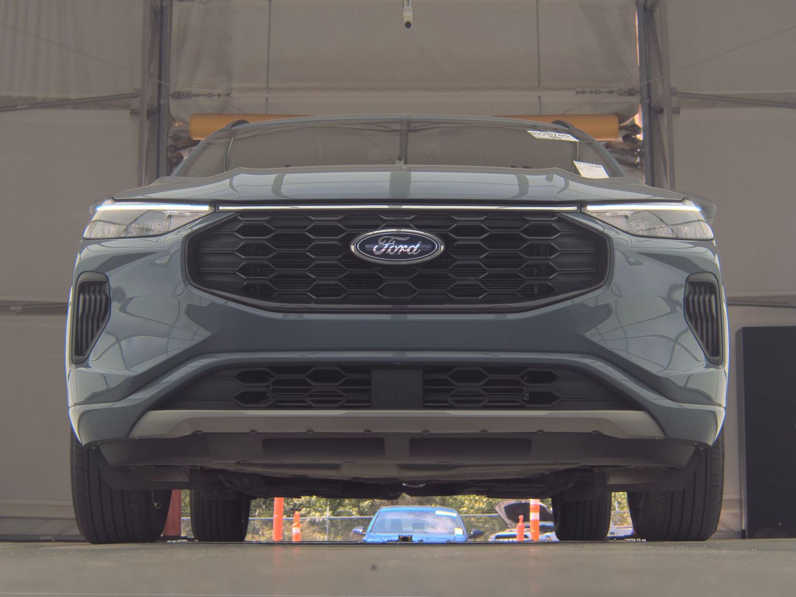 FORD ESCAPE - 4