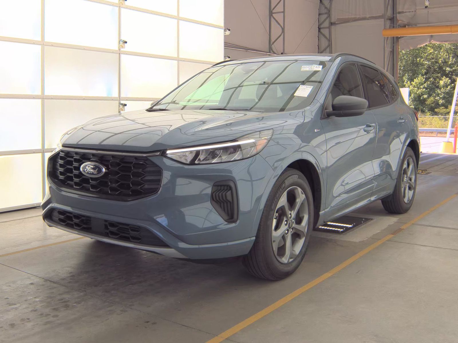 FORD ESCAPE - 1