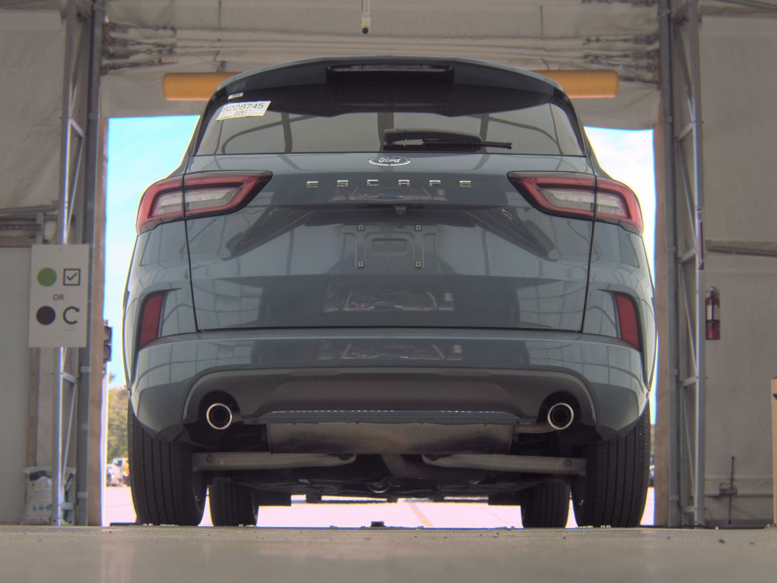 FORD ESCAPE - 8