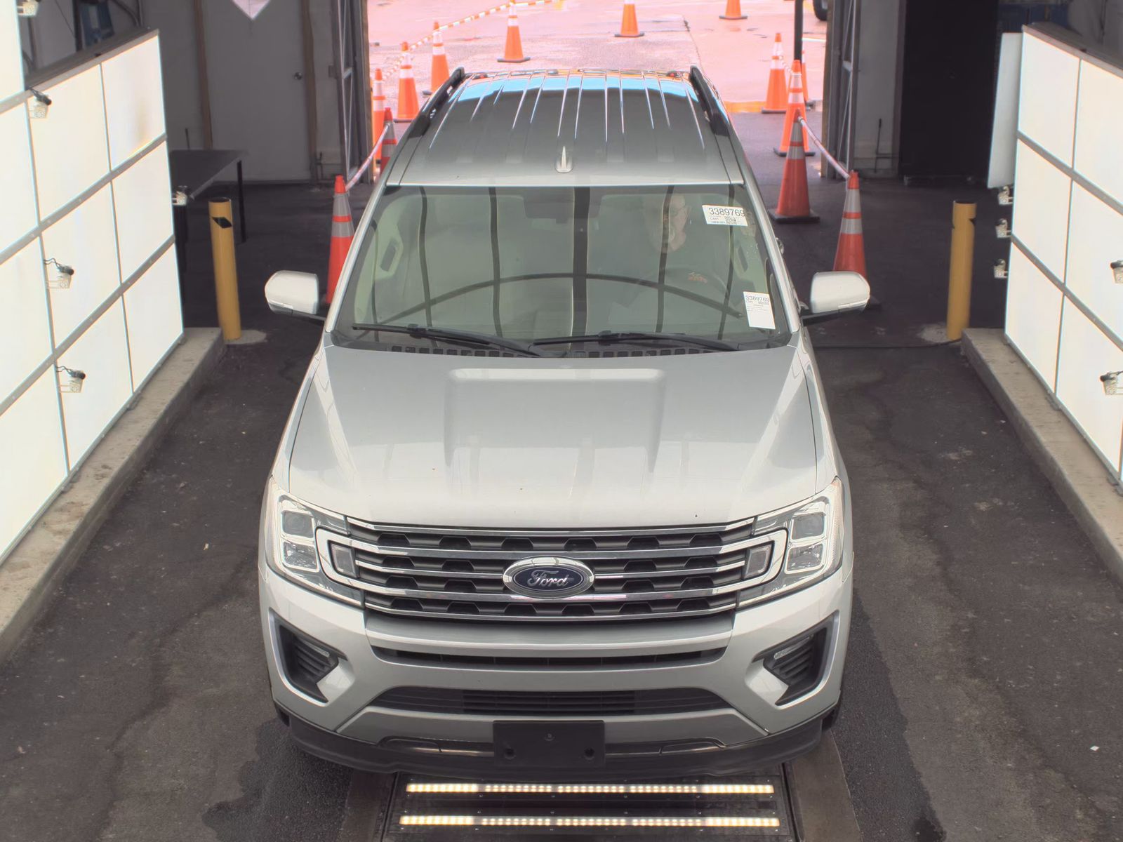 FORD EXPEDITION - 3