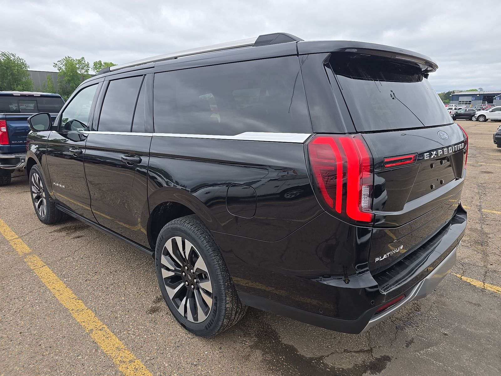 FORD EXPEDITION MAX - 7