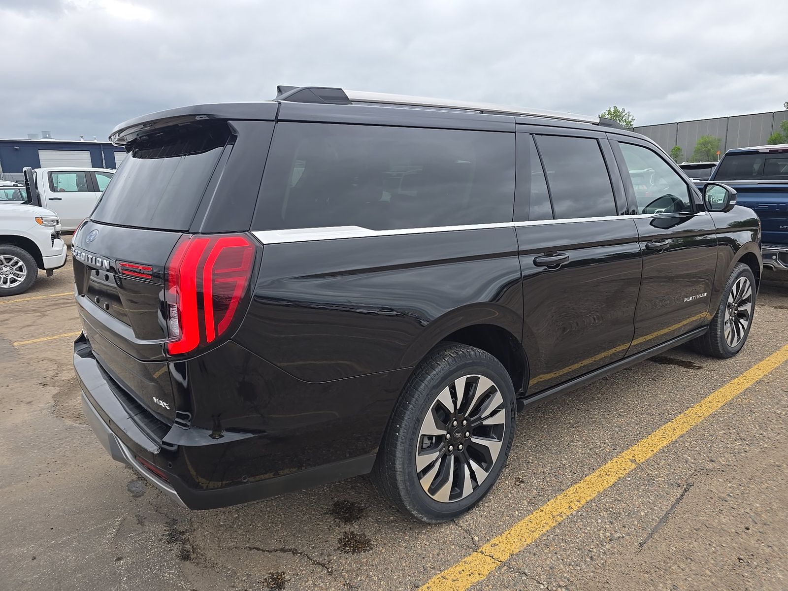 FORD EXPEDITION MAX - 5