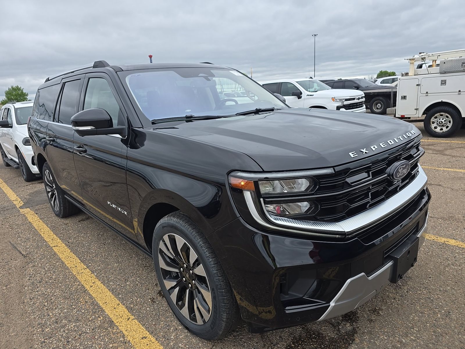 FORD EXPEDITION MAX - 4