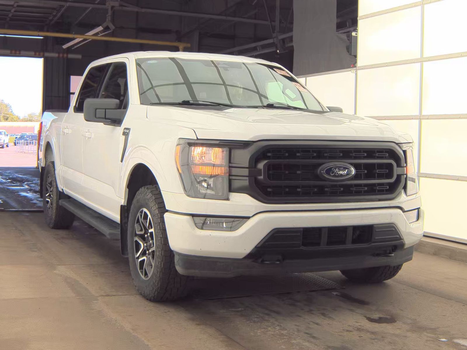 2023 Ford F-150 XLT AWD