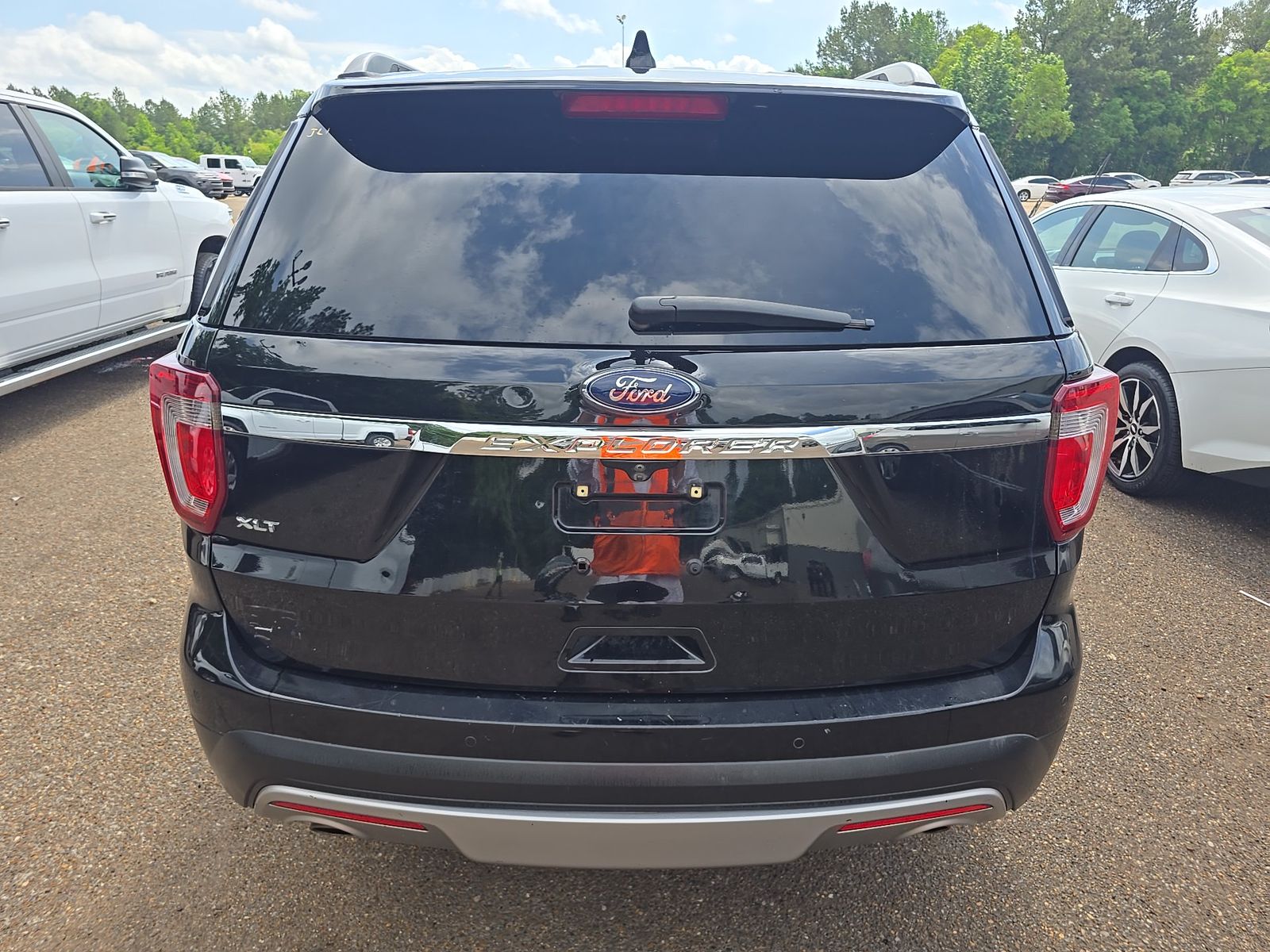 FORD EXPLORER - 6