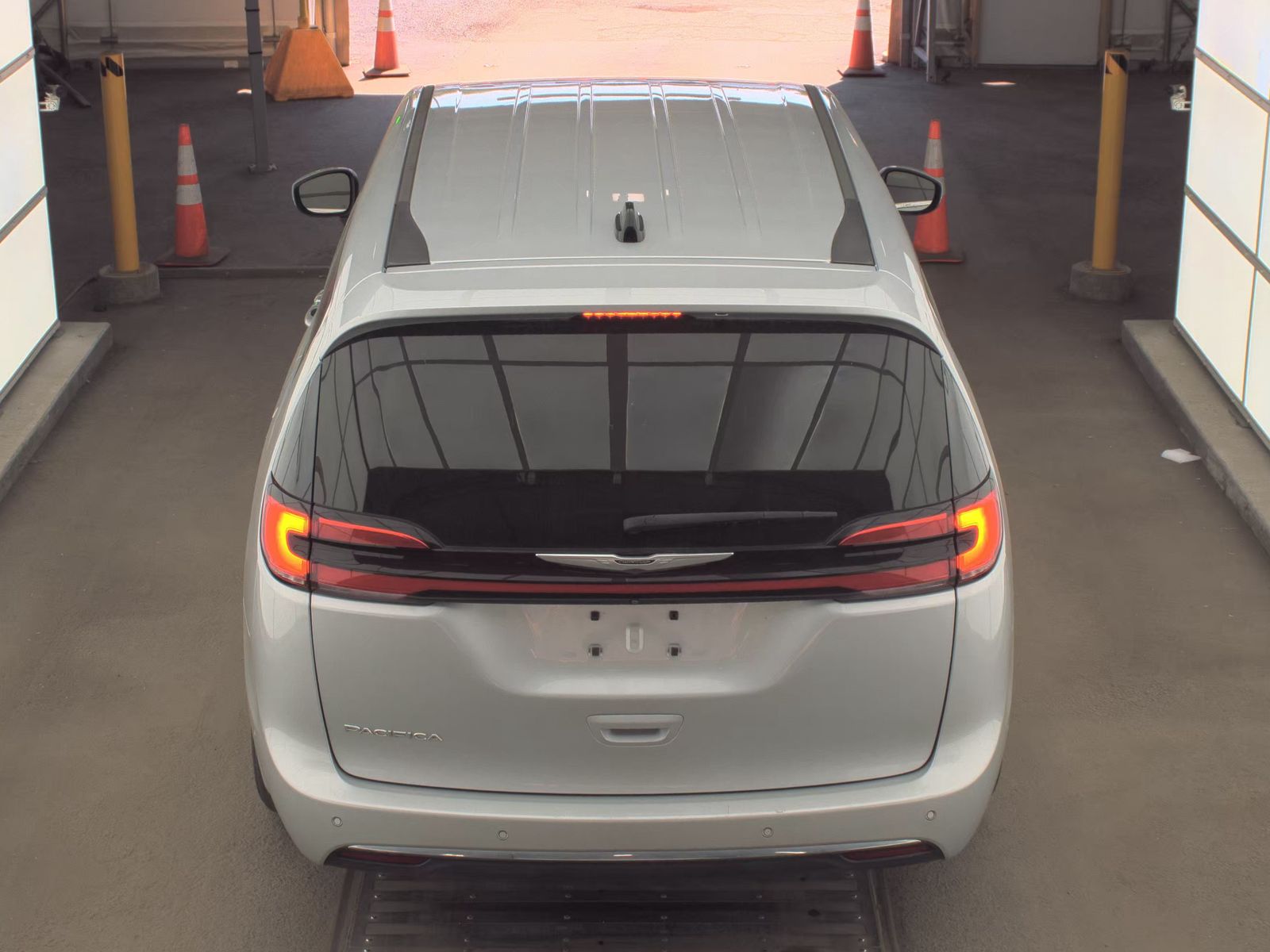 2023 Chrysler Pacifica Touring L FWD