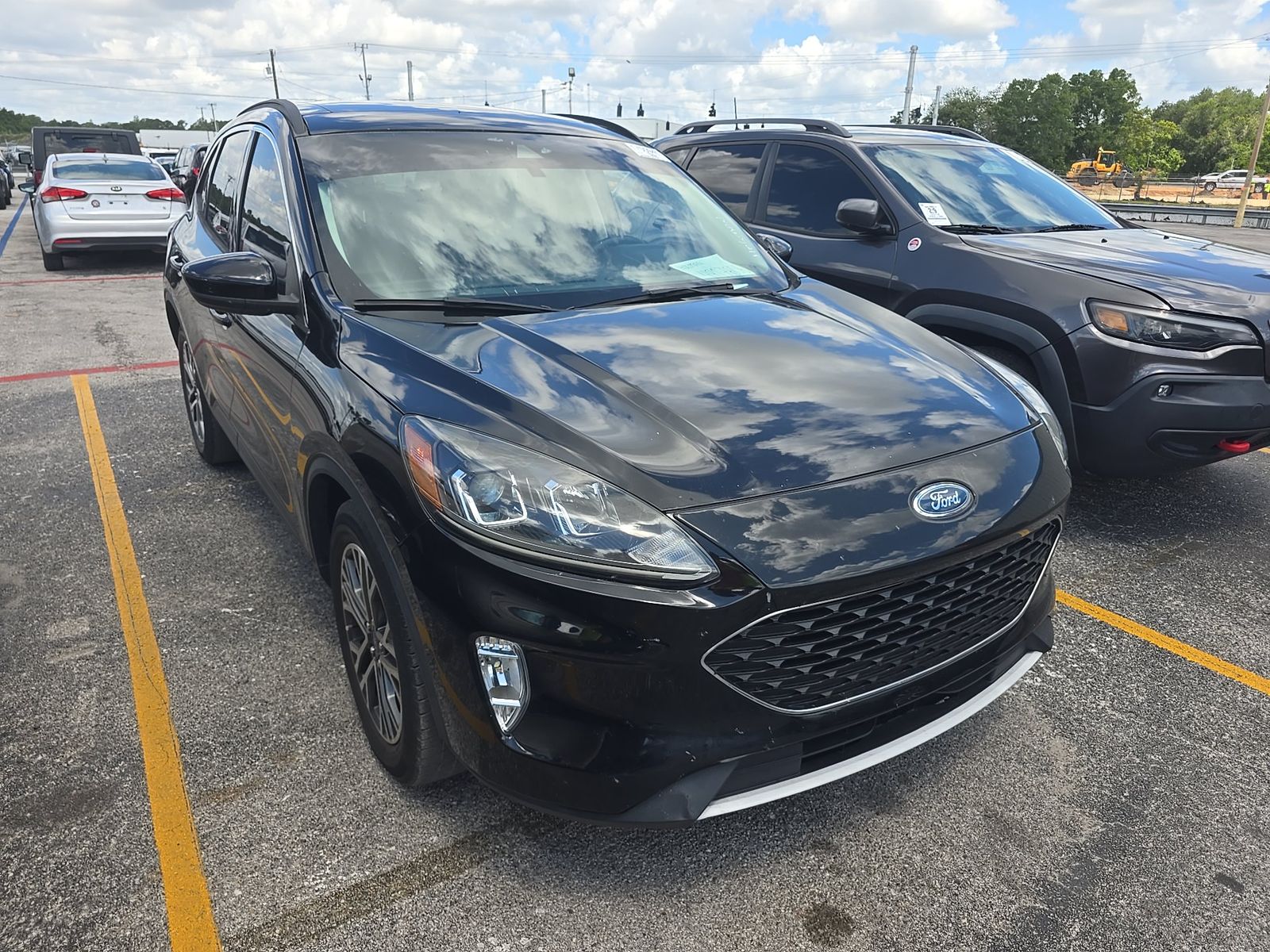 FORD ESCAPE - 4