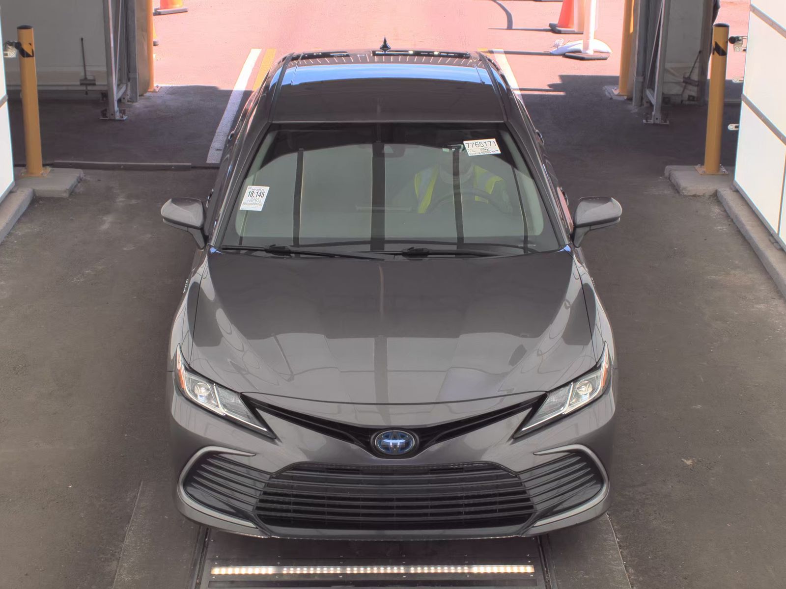 TOYOTA CAMRY - 3