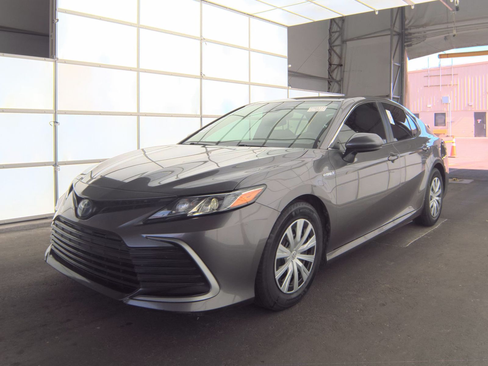 TOYOTA CAMRY - 1