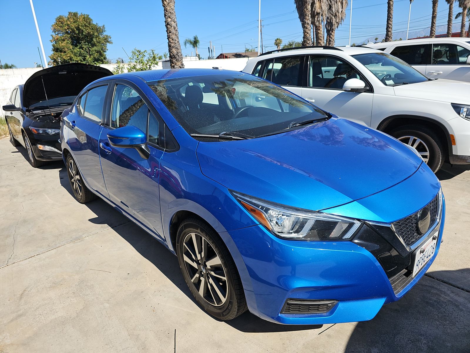 NISSAN VERSA - 4