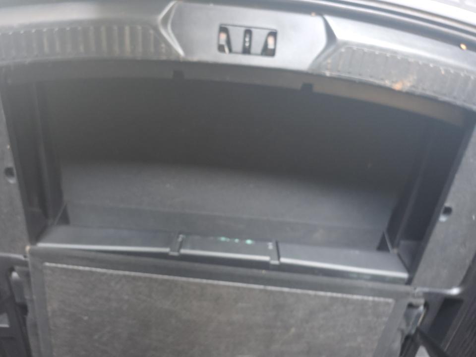 FORD EXPLORER - 8