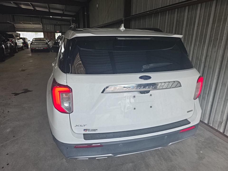 FORD EXPLORER - 6