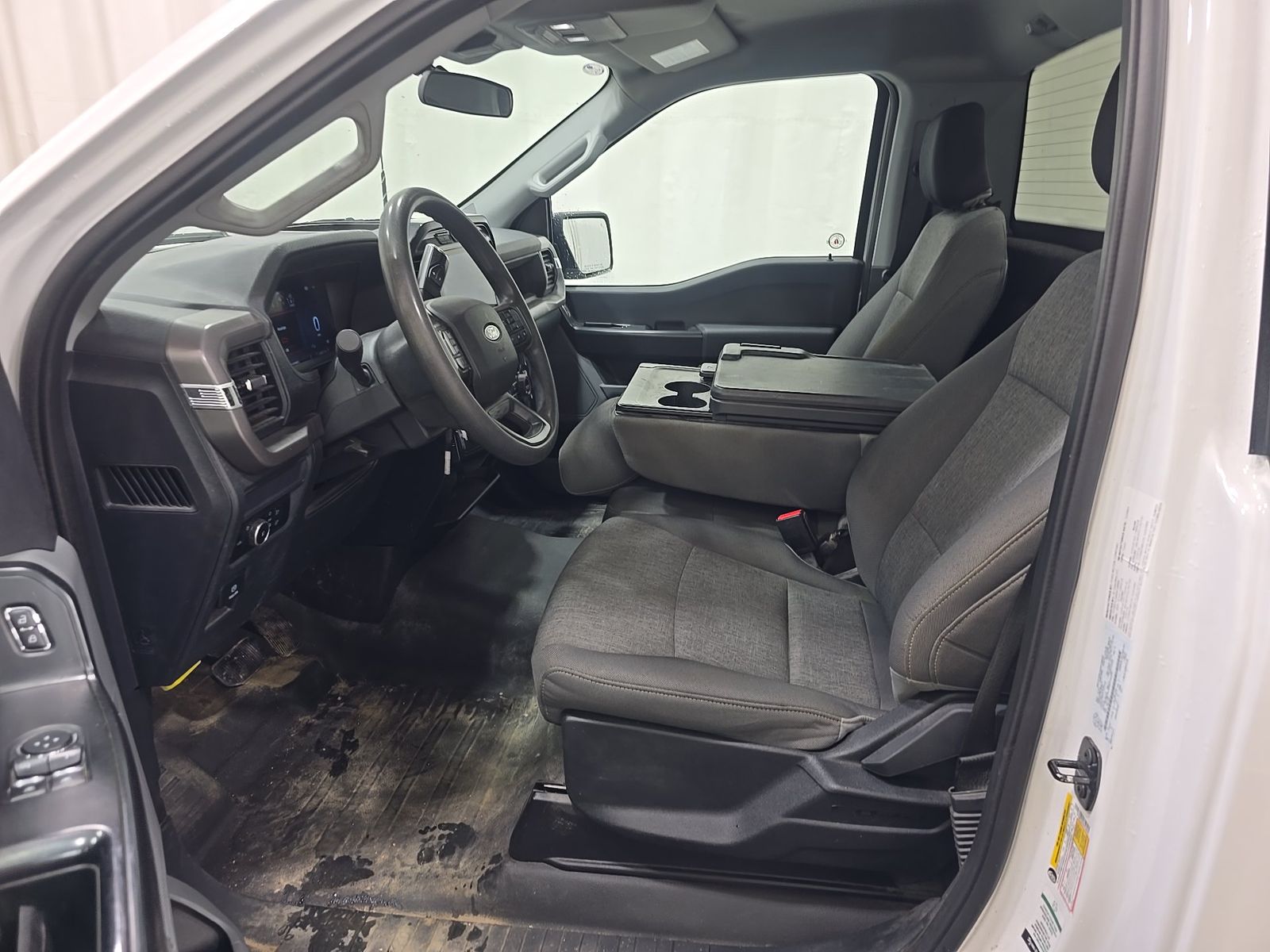 FORD F-150 - 8