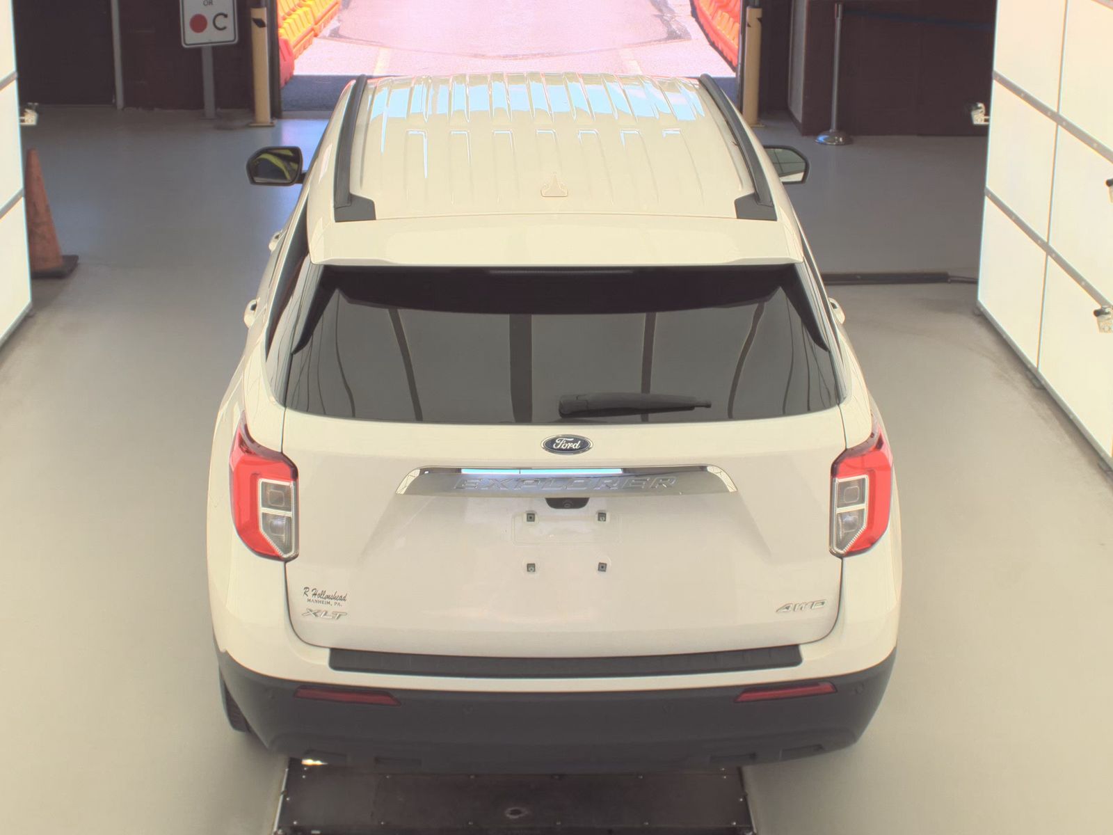 FORD EXPLORER - 7
