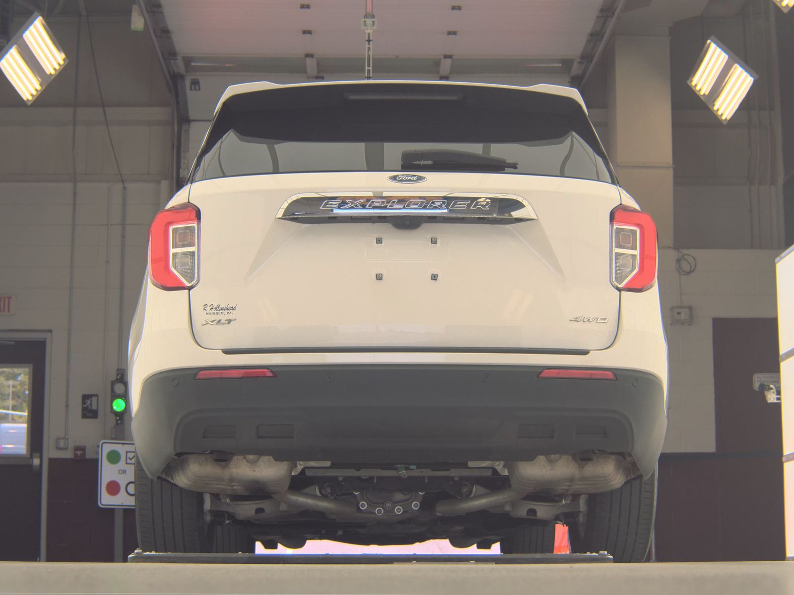 FORD EXPLORER - 8