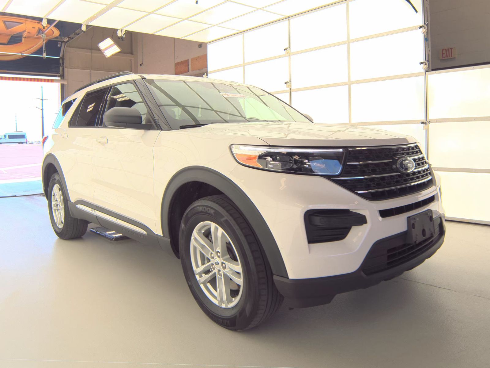 FORD EXPLORER - 5