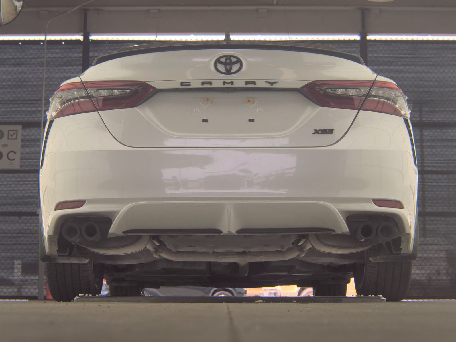 TOYOTA CAMRY - 8