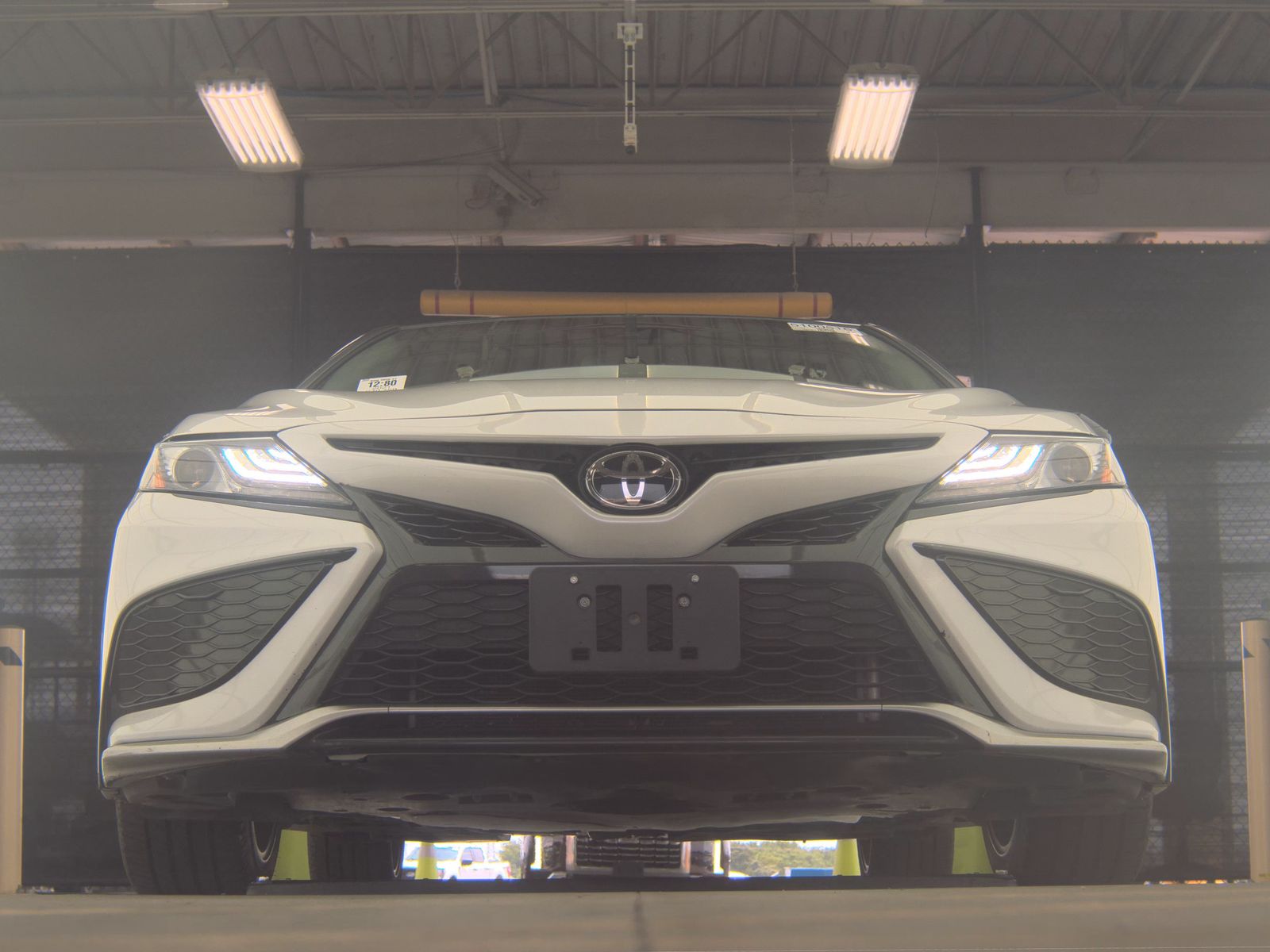 TOYOTA CAMRY - 4