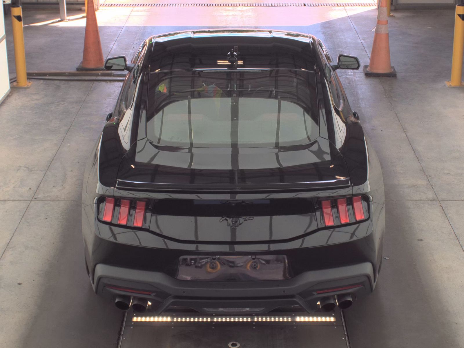 FORD MUSTANG - 7