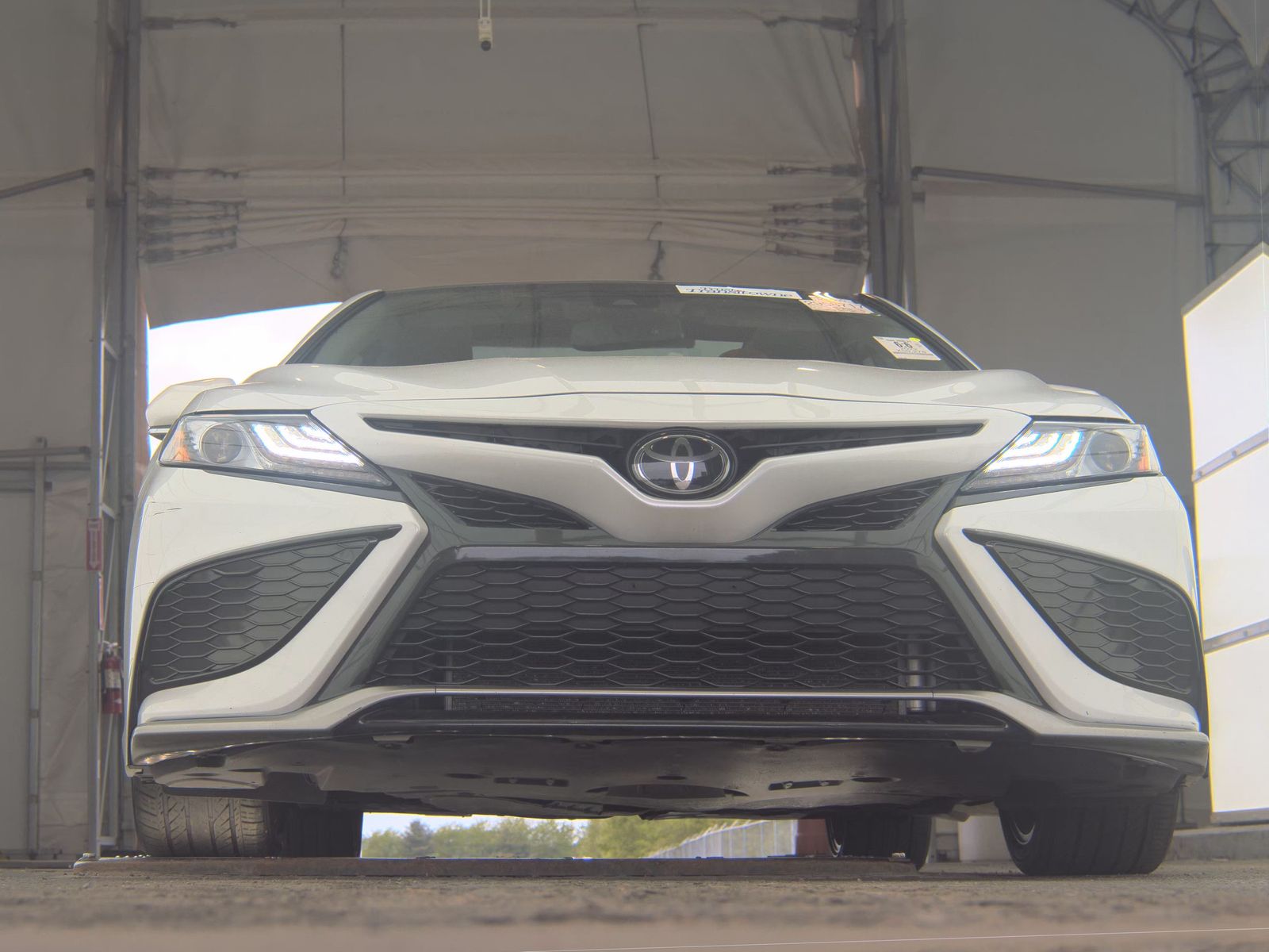 TOYOTA CAMRY - 4