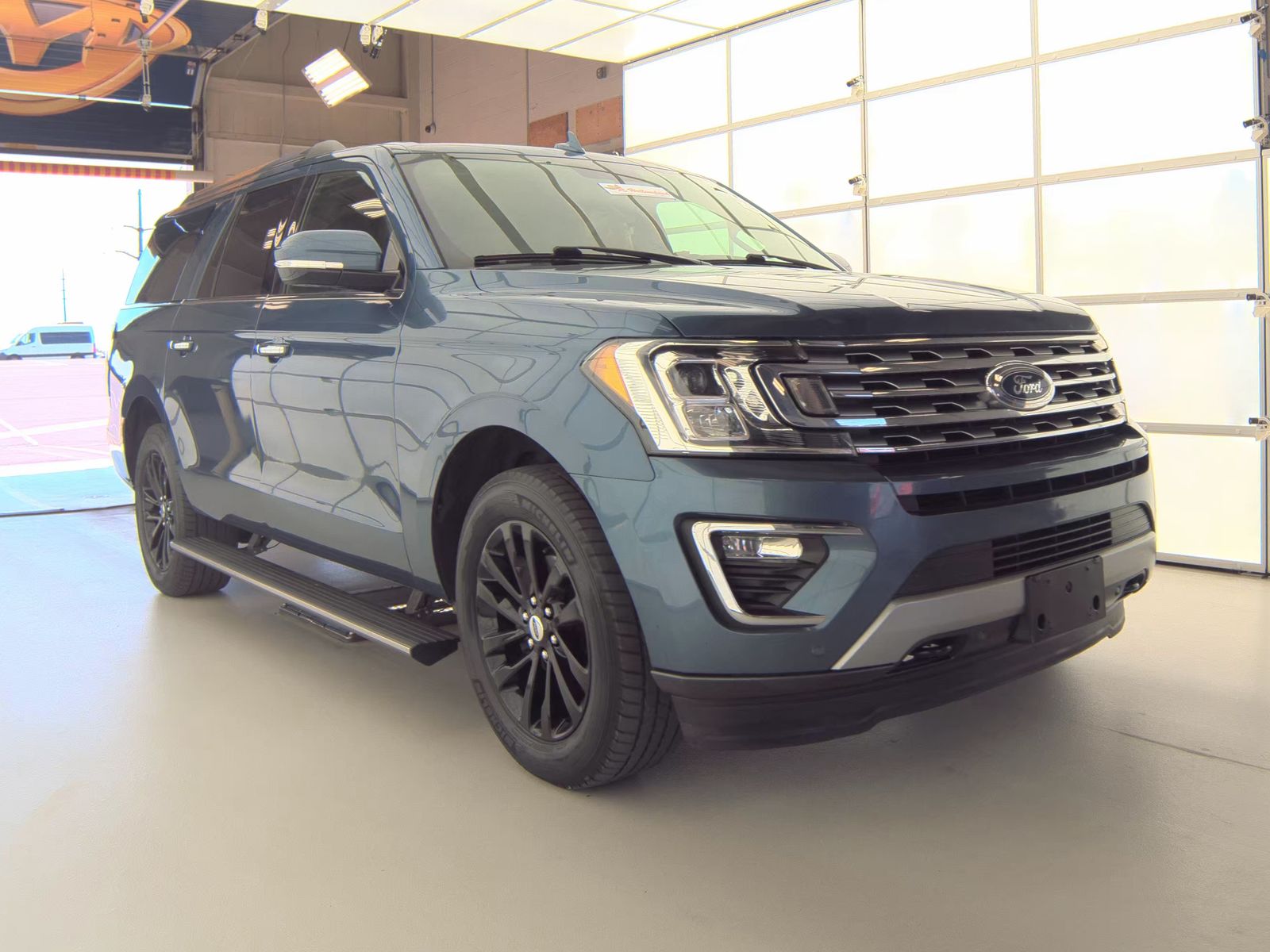 FORD EXPEDITION MAX - 5