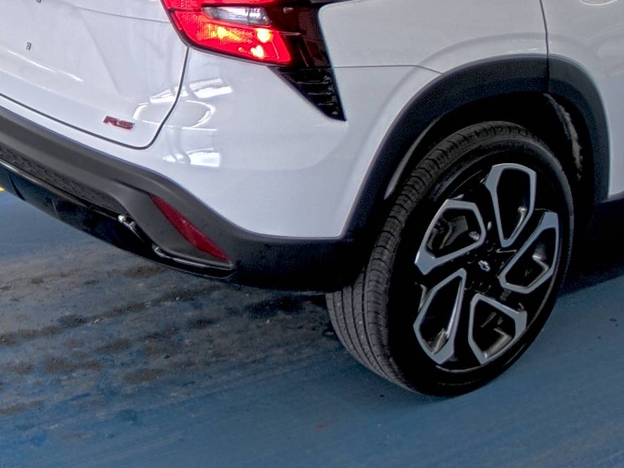 CHEVROLET TRAX - 10