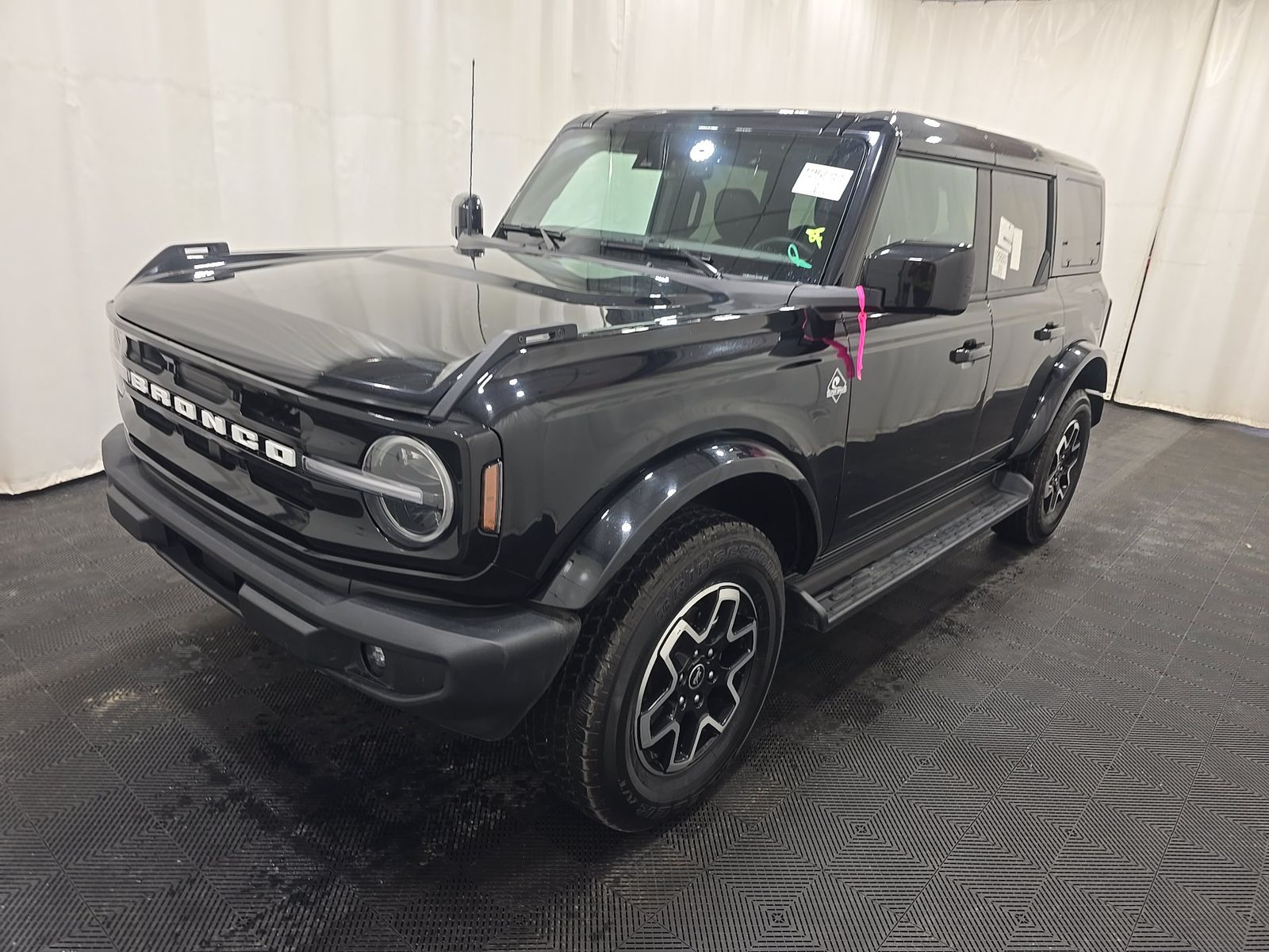 FORD BRONCO - 1