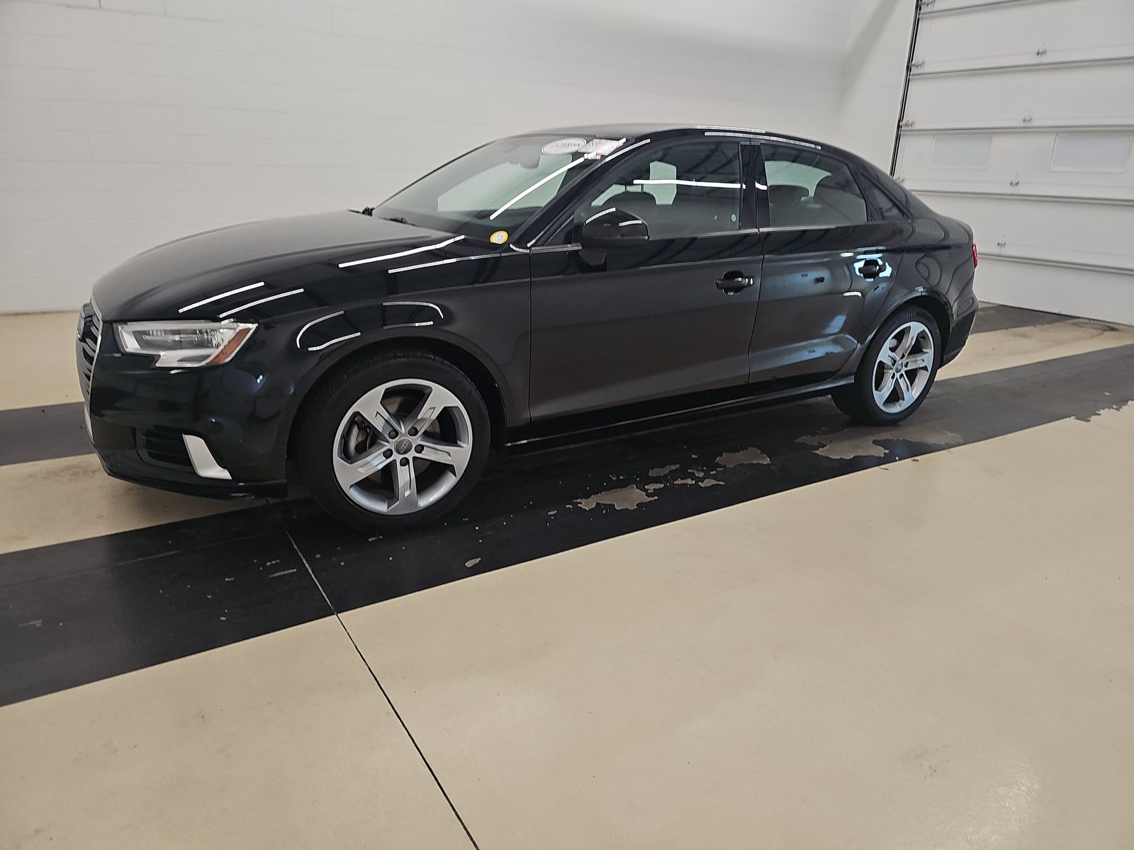 2017 Audi A3 2.0T quattro S tronic Premium's photo