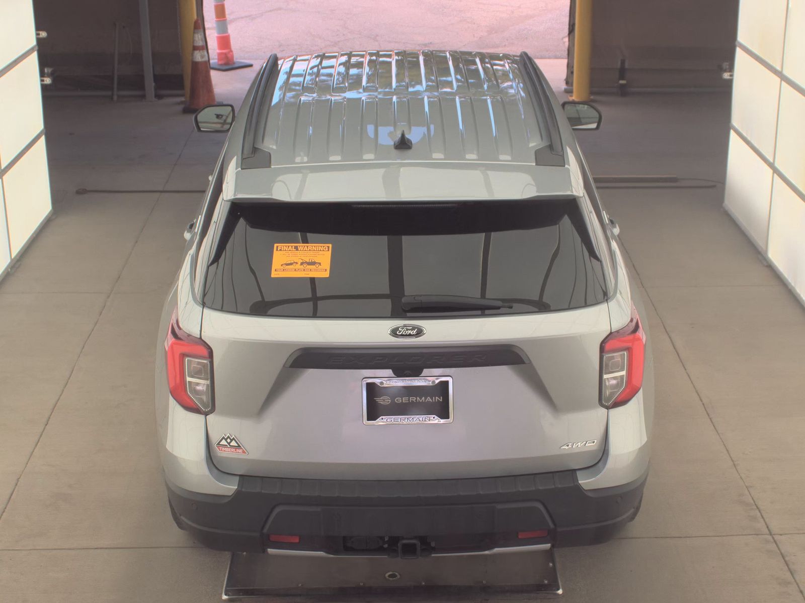 FORD EXPLORER - 7
