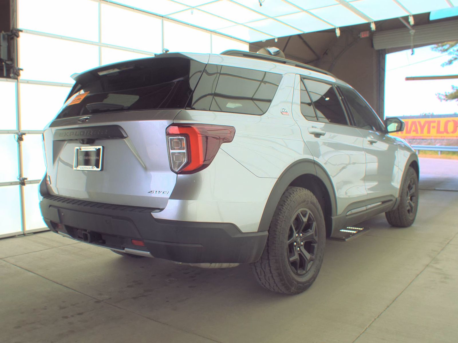 FORD EXPLORER - 6