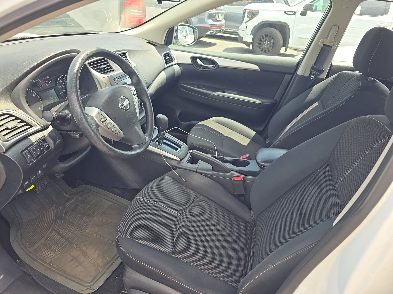 NISSAN SENTRA - 8