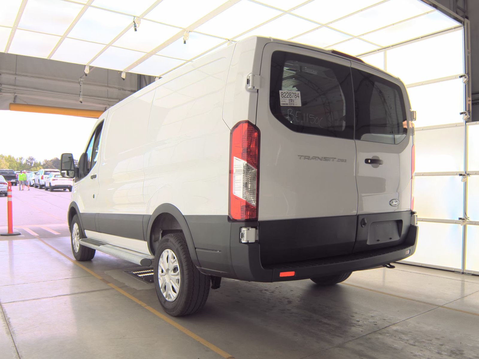 FORD TRANSIT 250 - 9