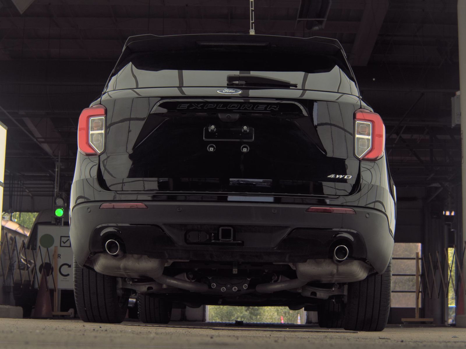 FORD EXPLORER - 8