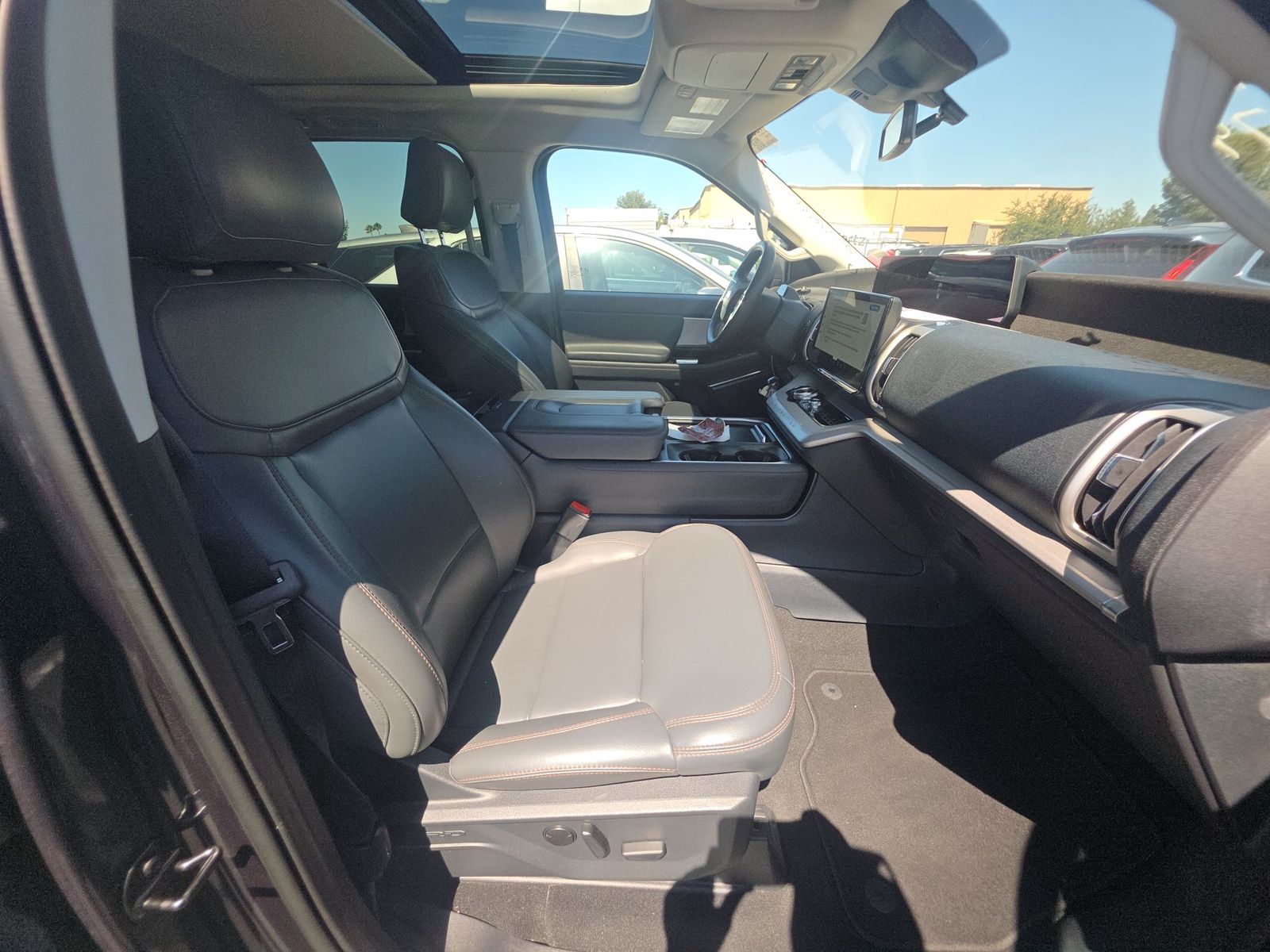 FORD EXPEDITION MAX - 9