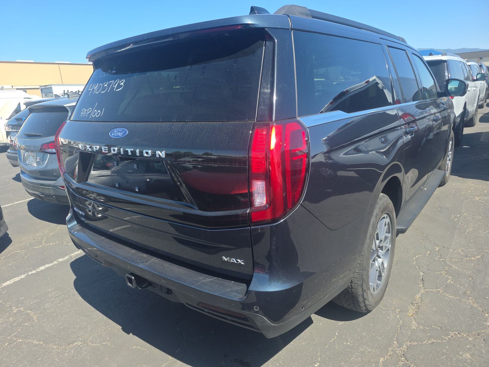 FORD EXPEDITION MAX - 5